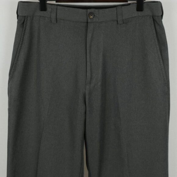 Haggar Men's Size 32x30 Gray Flat Front Classic Fit Comfort Waist Dress Pants - Picture 2 of 9